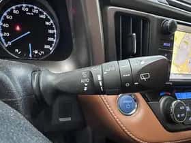 Toyota RAV4 (2018) thumbnail 34