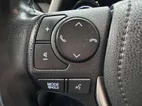 Toyota RAV4 (2018) thumbnail 5