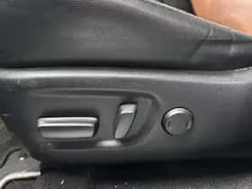 Toyota RAV4 (2018) thumbnail 44