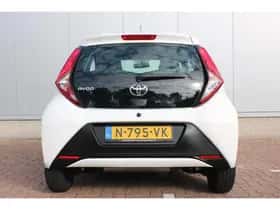 Toyota Aygo (2022) thumbnail 40