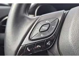 Toyota C-HR (2019) thumbnail 51