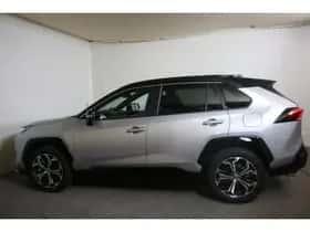 Toyota RAV4 (2025) thumbnail 11
