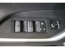 Toyota RAV4 (2025) thumbnail 46