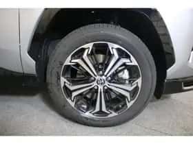 Toyota RAV4 (2025) thumbnail 10