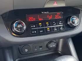 Kia Sportage (2014) thumbnail 97