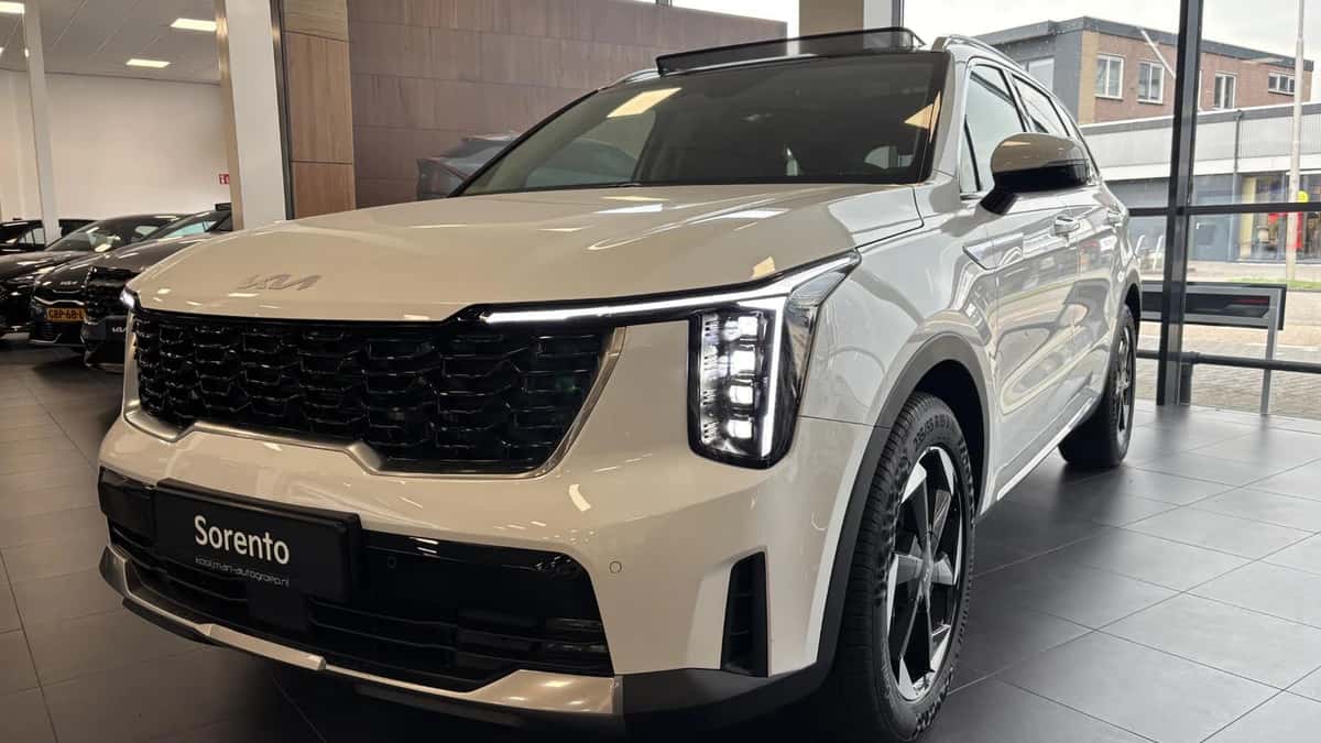 Kia Sorento (2025) — foto 1