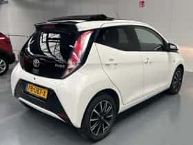 Toyota Aygo (2017) thumbnail 25