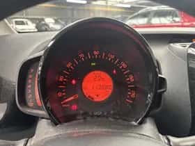 Toyota Aygo (2017) thumbnail 6