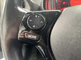 Toyota Aygo (2017) thumbnail 7
