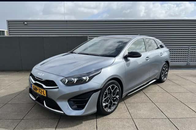 Kia Proceed (2024) thumbnail 1
