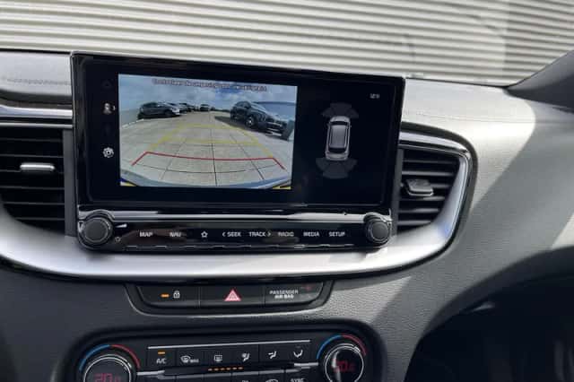 Kia Proceed (2024) thumbnail 16