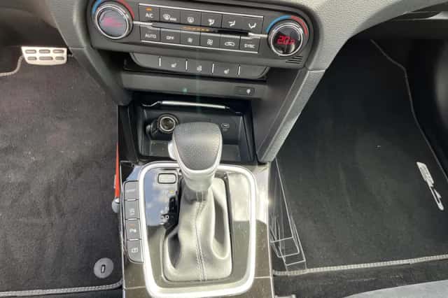 Kia Proceed (2024) thumbnail 18