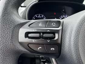 Kia Picanto (2019) thumbnail 17