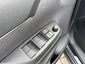 Toyota Yaris-cross (2024) thumbnail 28