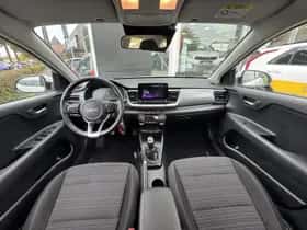 Kia Stonic (2024) thumbnail 13