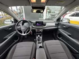 Kia Stonic (2024) thumbnail 43