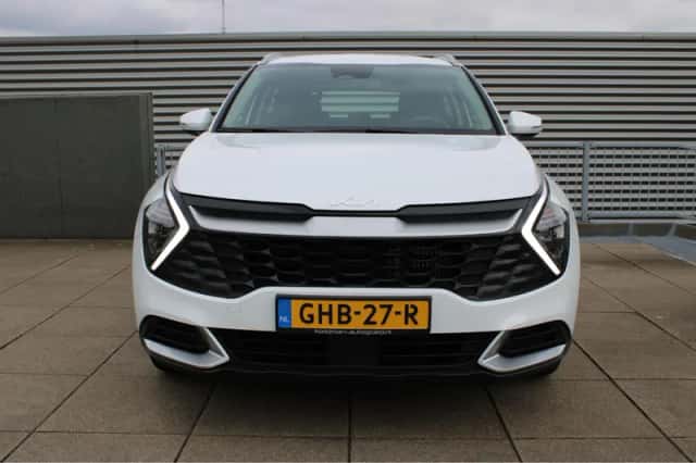 Kia Sportage (2024) thumbnail 3