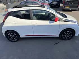 Toyota Aygo (2021) thumbnail 61