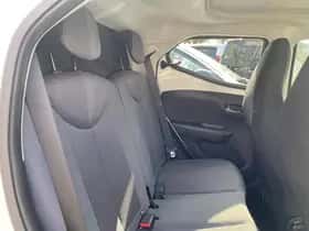Toyota Aygo (2021) thumbnail 92