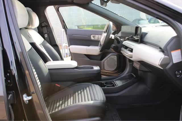 Kia EV4 (2025) thumbnail 11