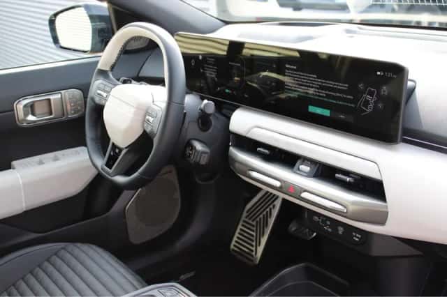 Kia EV4 (2025) thumbnail 15