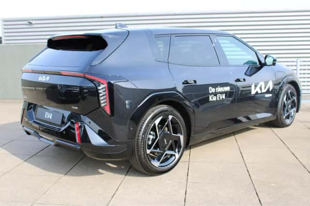 Kia EV4 (2025) thumbnail 5