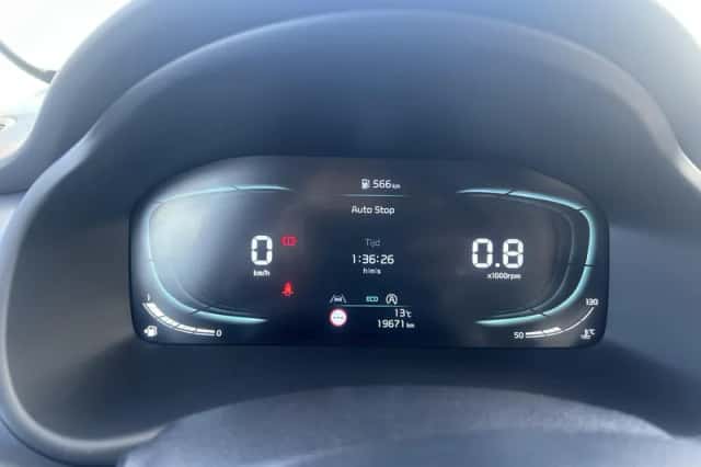 Kia Stonic (2024) thumbnail 18