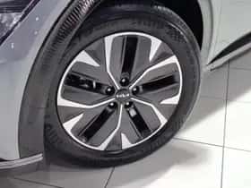 Kia EV6 (2024) thumbnail 10