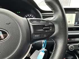 Kia Rio (2020) thumbnail 48