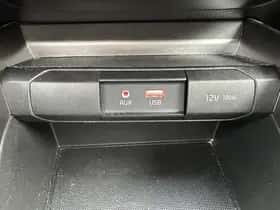 Kia Rio (2020) thumbnail 56