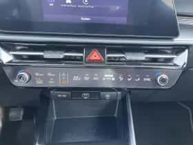 Kia Niro EV (2024) thumbnail 24
