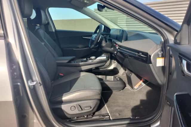 Kia EV6 (2024) thumbnail 14