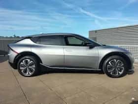Kia EV6 (2024) thumbnail 3