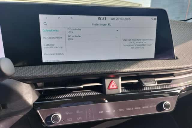 Kia EV6 (2024) thumbnail 22