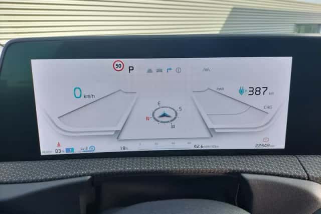 Kia EV6 (2024) thumbnail 24