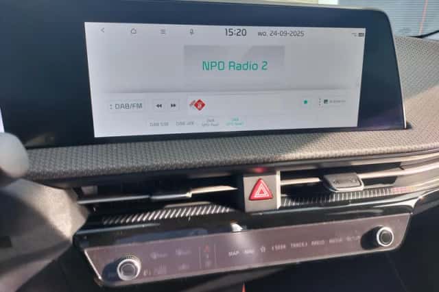 Kia EV6 (2024) thumbnail 25
