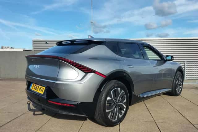 Kia EV6 (2024) thumbnail 5