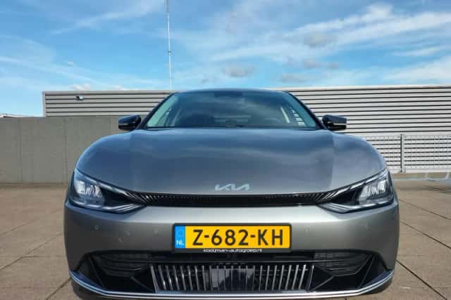Kia EV6 (2024) thumbnail 8