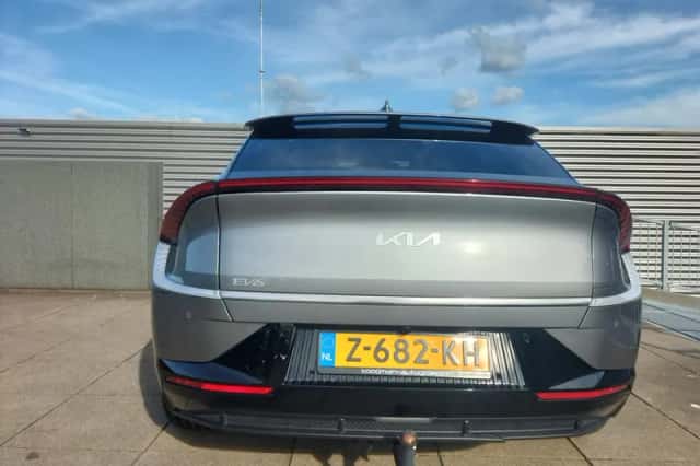 Kia EV6 (2024) thumbnail 9
