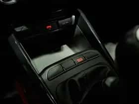 Kia Stonic (2024) thumbnail 48