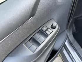 Toyota Yaris (2024) thumbnail 56