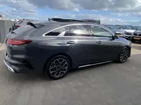 Kia Proceed (2024) thumbnail 14