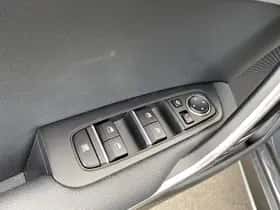 Kia Proceed (2024) thumbnail 90