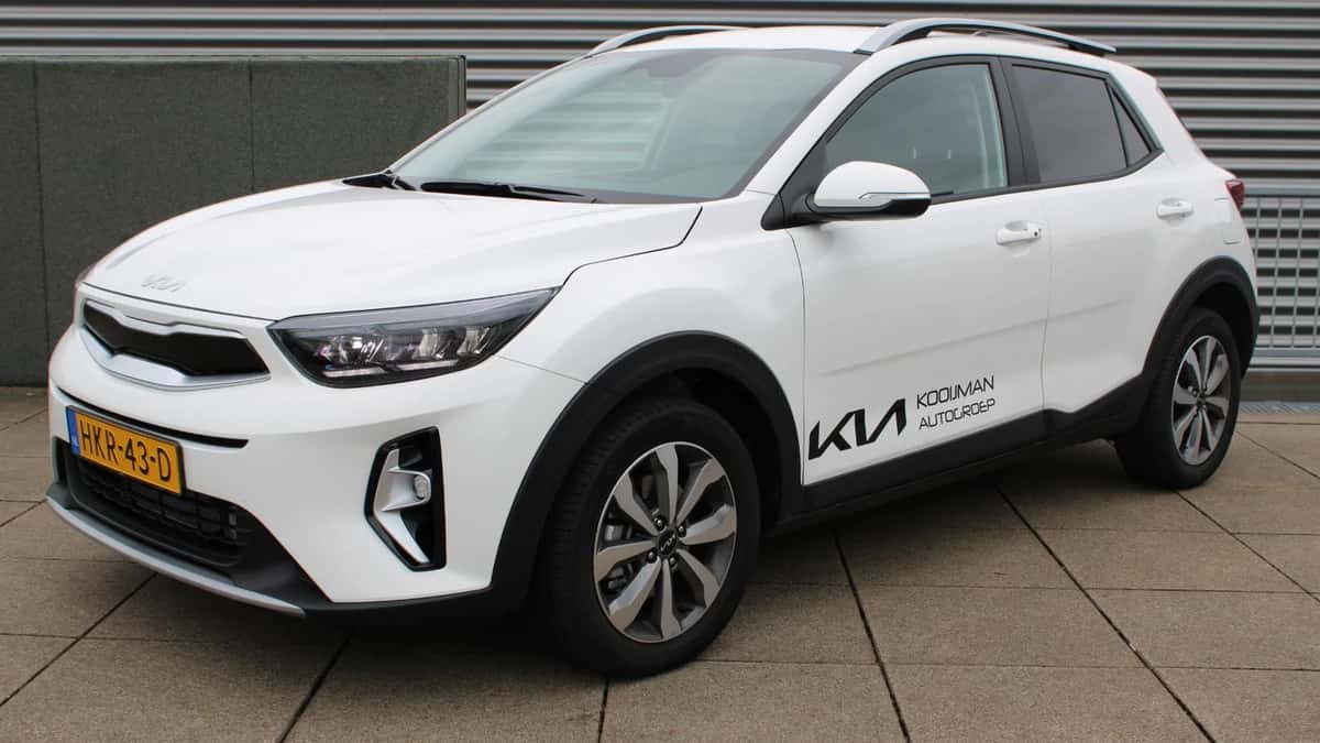 Kia Stonic (2025) — foto 1