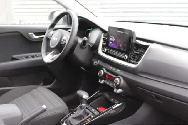 Kia Stonic (2025) thumbnail 12