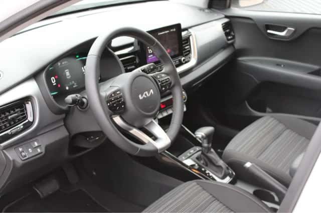 Kia Stonic (2025) thumbnail 16