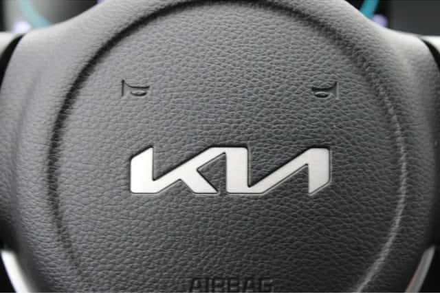 Kia Stonic (2025) thumbnail 24