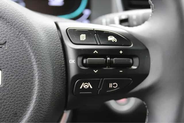 Kia Stonic (2025) thumbnail 25