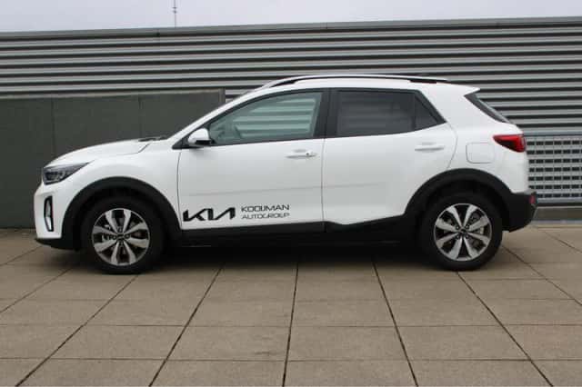 Kia Stonic (2025) thumbnail 5