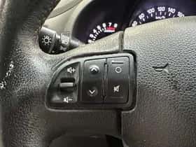 Kia Sportage (2013) thumbnail 35